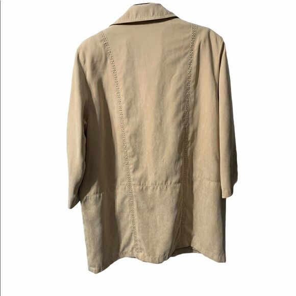 Fennelli Faux Suede Light Jacket - Picture 2 of 9